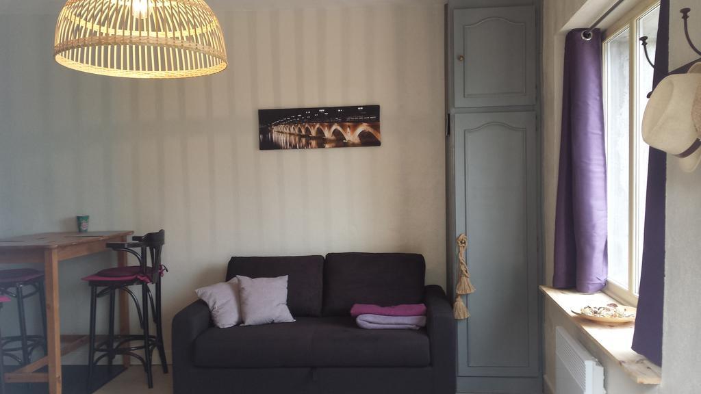 Le Clos Du Presbytere Puisseguin Ruang foto