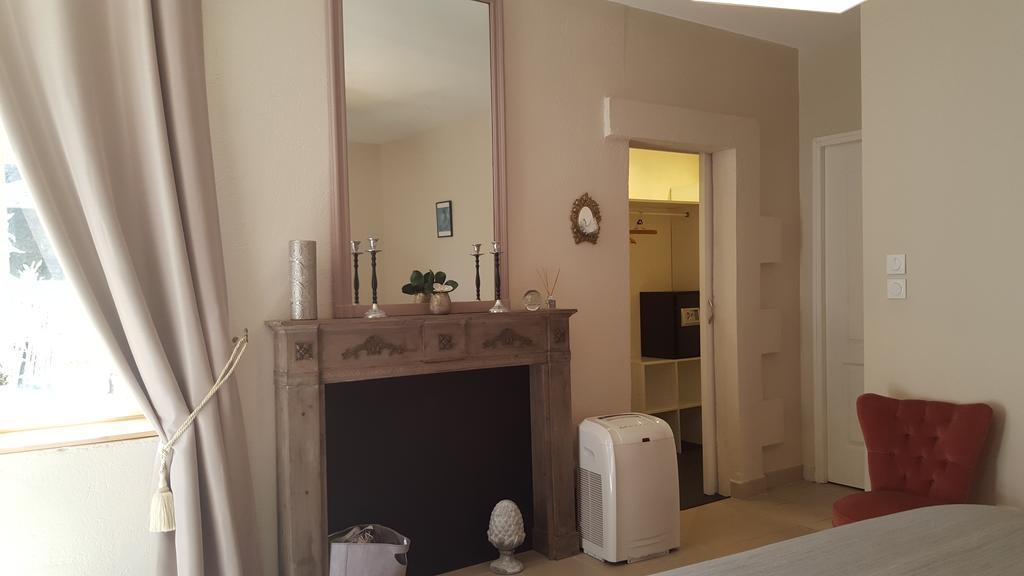 Le Clos Du Presbytere Puisseguin Bagian luar foto