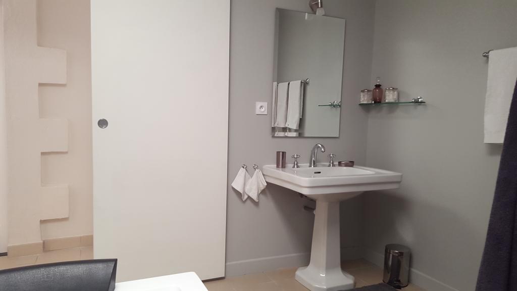 Le Clos Du Presbytere Puisseguin Bagian luar foto
